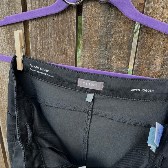 DL1961 Black Gwen Jogger Pants Sz 23 - Picture 3 of 15